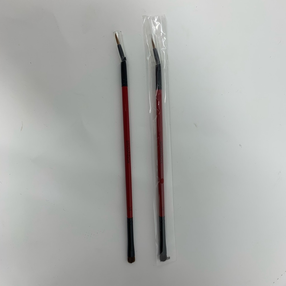 SMASHBOX EYE SHADOW BRUSH “34” DOUBLE ENDED